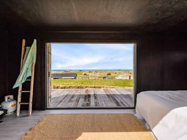 1/33 Pukenui Drive, Mahia