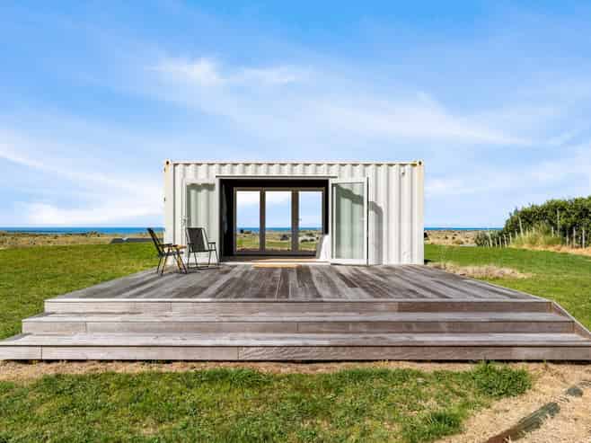 1/33 Pukenui Drive, Mahia