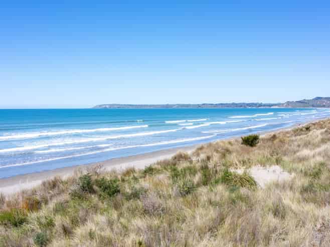 1/33 Pukenui Drive, Mahia