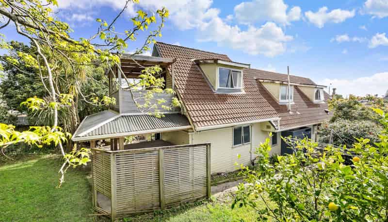 49 Felgrove Street, Glendene