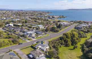 32 Shepherd Road, Waipahihi