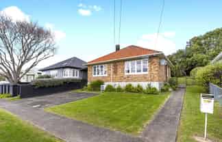 31 Cambourne Road, Sandringham