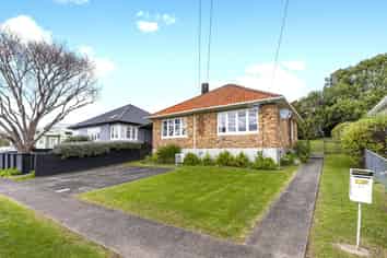 31 Cambourne Road, Sandringham