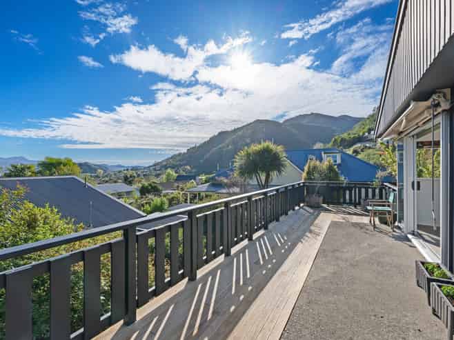 33a South Terrace, Picton
