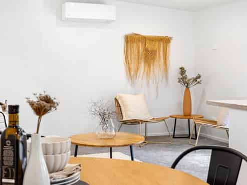 25 Main Street, Bluff Hill