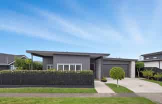 6 Kahuparere Crescent, Pyes Pa