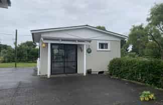  Henderson Line, Marton