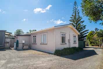 125A King Street, Hikurangi