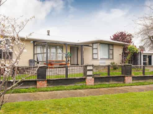 8 Flint Street, Milson