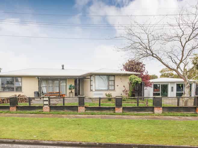 8 Flint Street, Milson