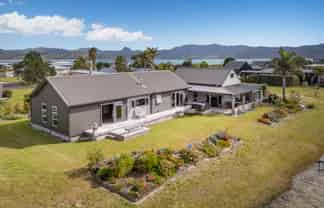 107 Benjamin Place, Matarangi