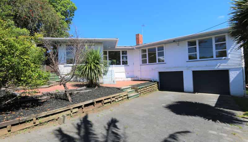 111 Selwyn Avenue, Mission Bay