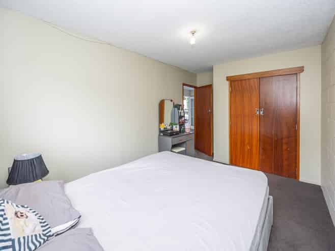 88 Lake Road, Frankton