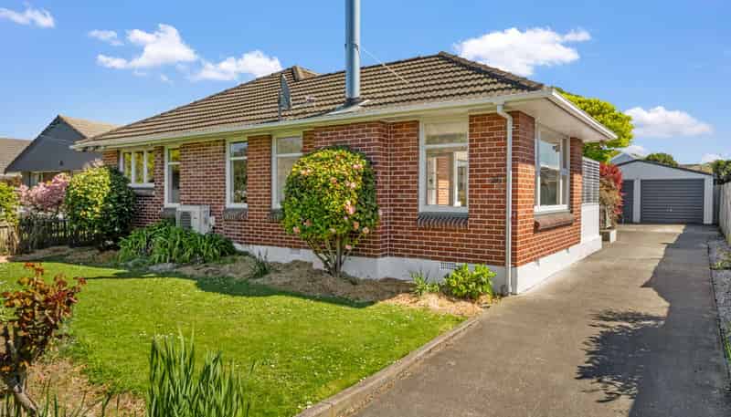 26 Springbank Street, Bryndwr