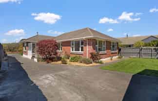 26 Springbank Street, Bryndwr