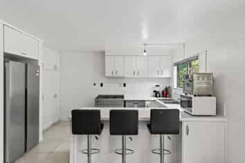 11 Dunton Drive, Welcome Bay