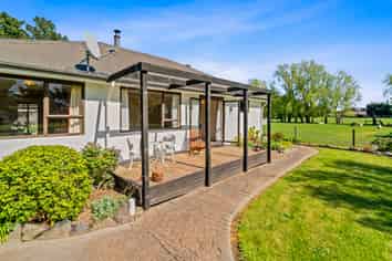 16 Duck Pond Road, Motukarara
