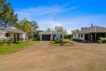 16 Duck Pond Road, Motukarara