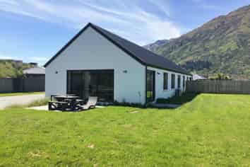 42 Toni's Terrace, Lower Shotover
