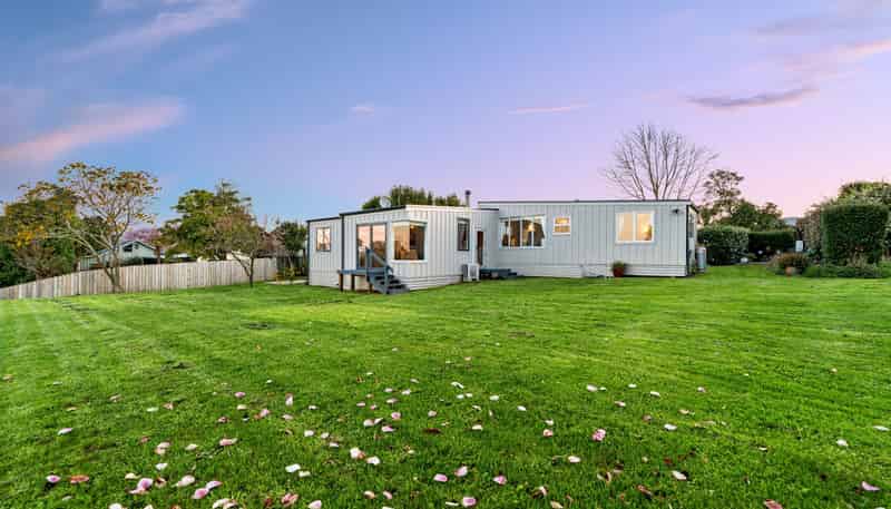 48 Poland Street, Waikino