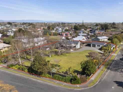 19 Johnson Street, Bulls