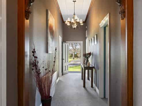 19 Johnson Street, Bulls