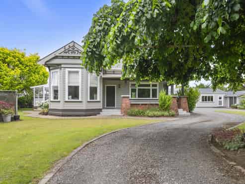 19 Johnson Street, Bulls