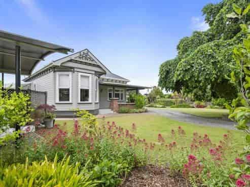 19 Johnson Street, Bulls