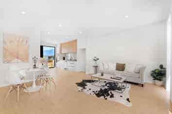 195 Henwood Road, Westgate