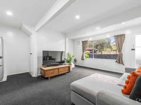 2/264 Grounsell Crescent, Belmont