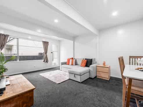 2/264 Grounsell Crescent, Belmont