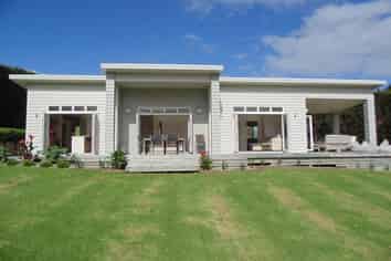 100 Avocado Lane, Mangawhai
