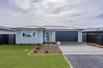 12 Longfields Road, Lincoln