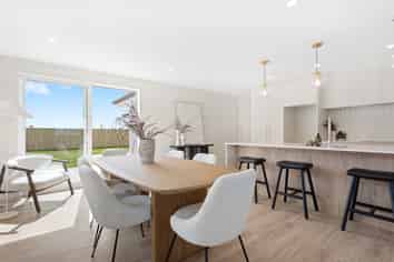 12 Longfields Road, Lincoln