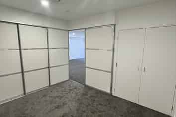 1B/1C Queen Mary Ave, Epsom