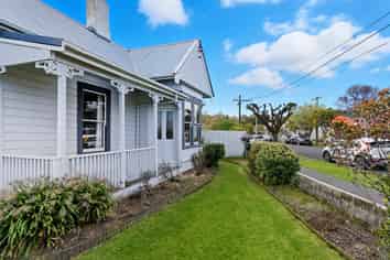 23 Ravelston Street, Saint Kilda