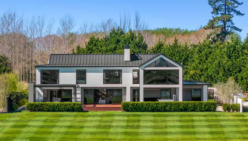 3 Waterway Lane, Northwood