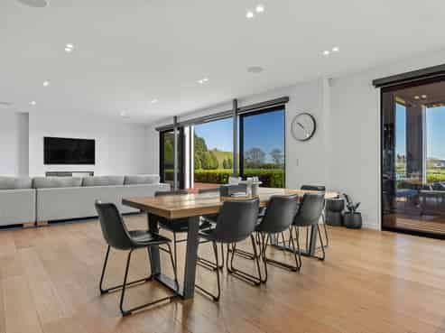 3 Waterway Lane, Northwood