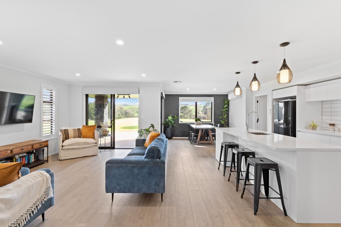 House in Putaruru, Putāruru - More