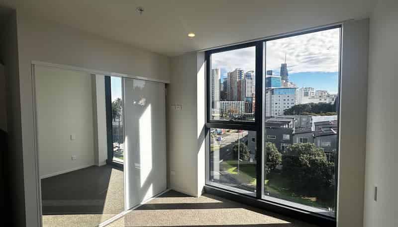 404/2 Augustus Terrace, Parnell