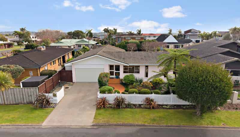4 Indus Place, Half Moon Bay