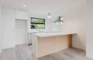 3/12 Ruakiwi Road, Hamilton Lake