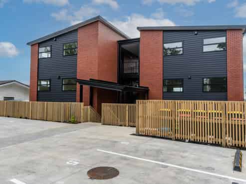 4/12 Ruakiwi Road, Hamilton Lake