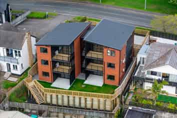 4/12 Ruakiwi Road, Hamilton Lake