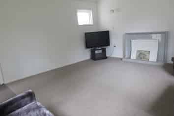 216 Roslyn Road, Levin
