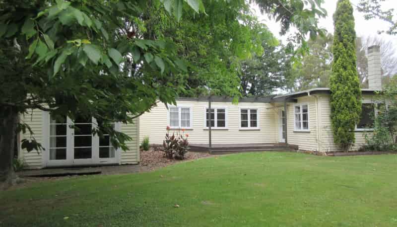 216 Roslyn Road, Levin