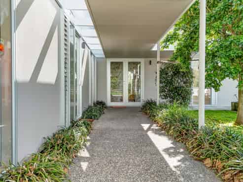 53 Western Line, Brunswick