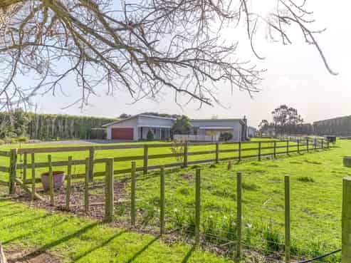 53 Western Line, Brunswick