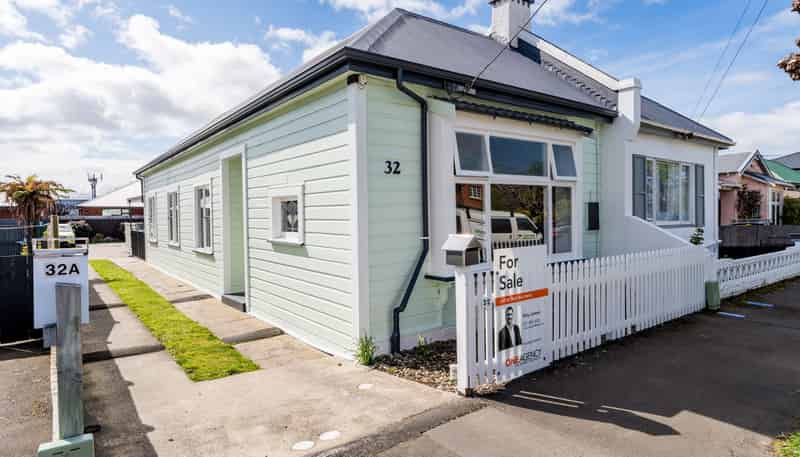 32 Baker Street, CAVERSHAM