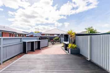32 Baker Street, CAVERSHAM
